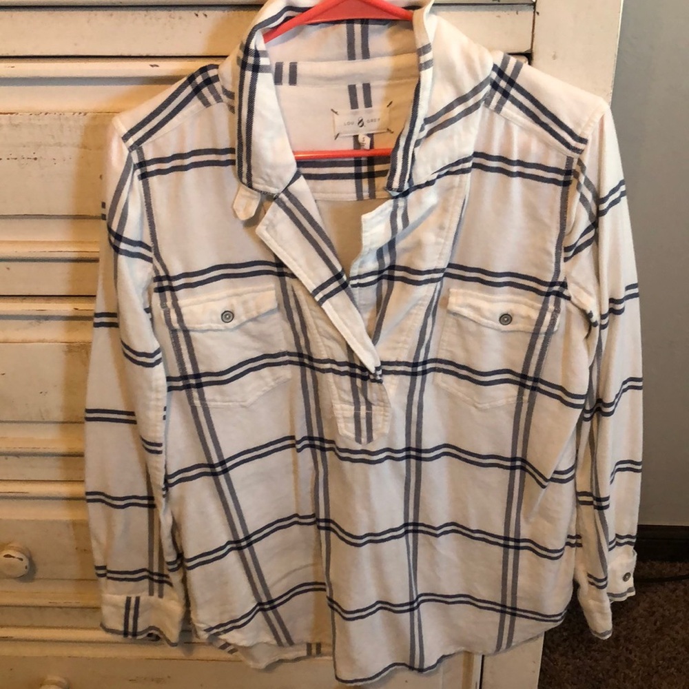 Women’s shirt
